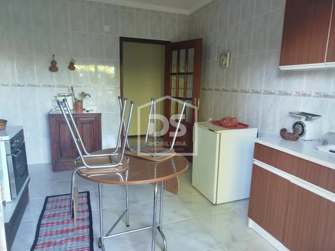 Apartamento T2 para Venda em Currelos, Papízios e Sobral Foto 24