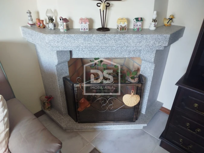 Apartamento T2 para Venda em Currelos, Papízios e Sobral Foto 13