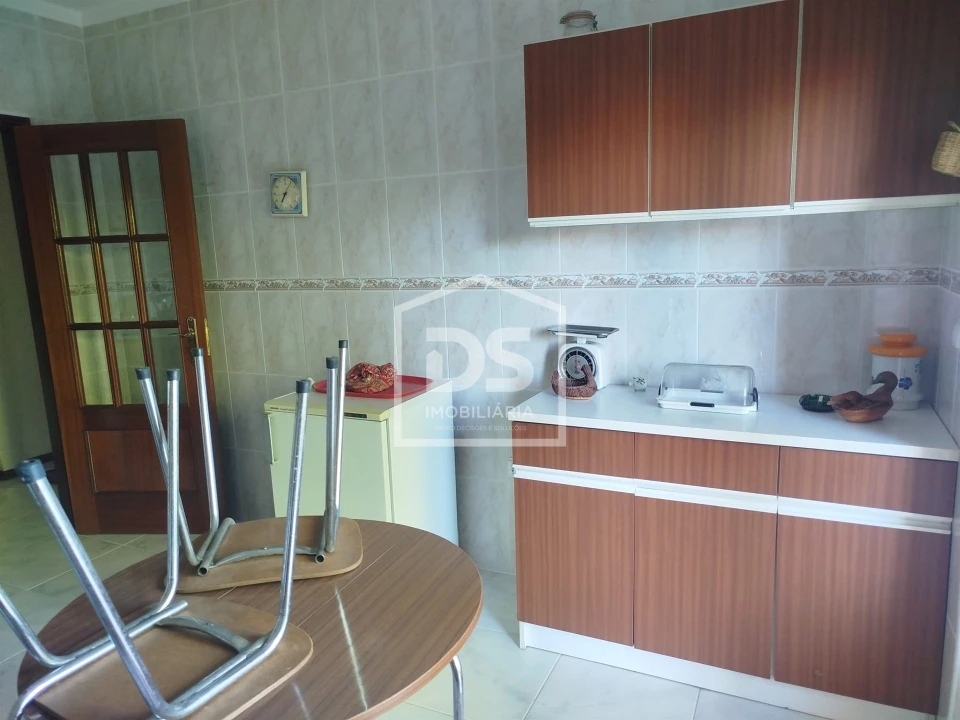 Apartamento T2 para Venda em Currelos, Papízios e Sobral Foto 23