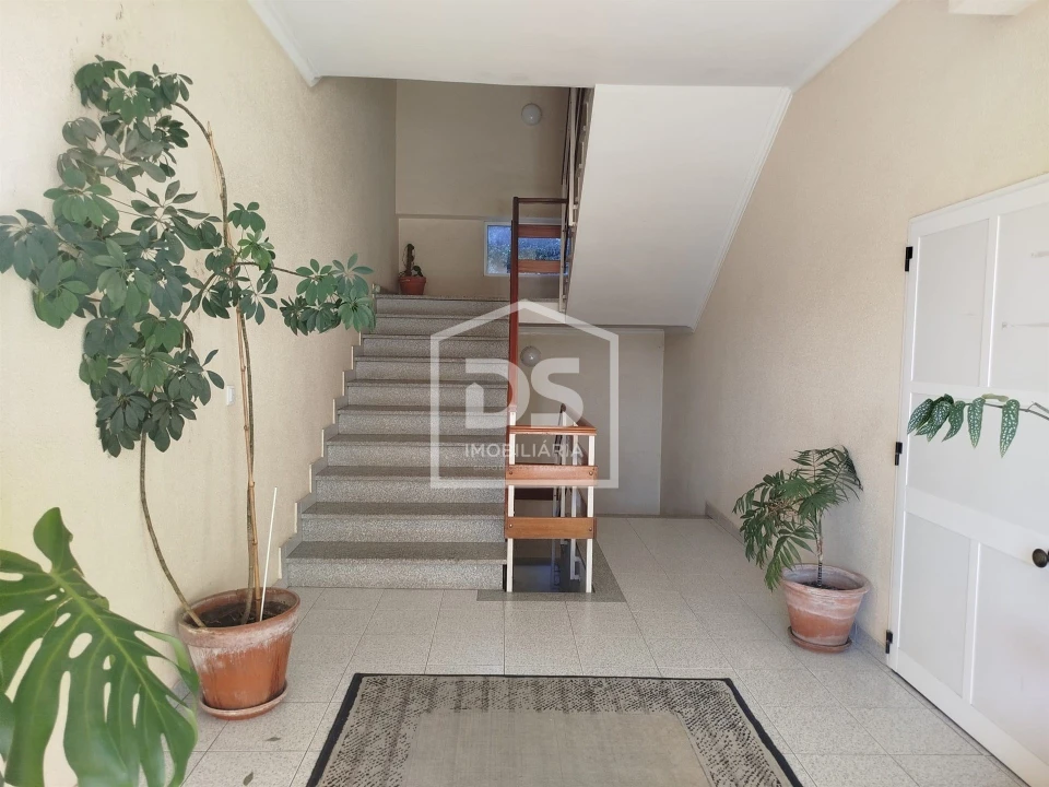 Apartamento T2 para Venda em Currelos, Papízios e Sobral Foto 3