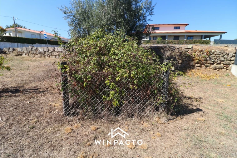 Terreno para Venda em Cabanas de Viriato Foto 17