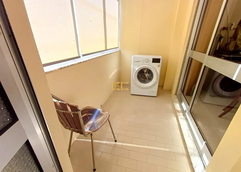 Apartamento T3 para Arrendamento em Buarcos Foto 4