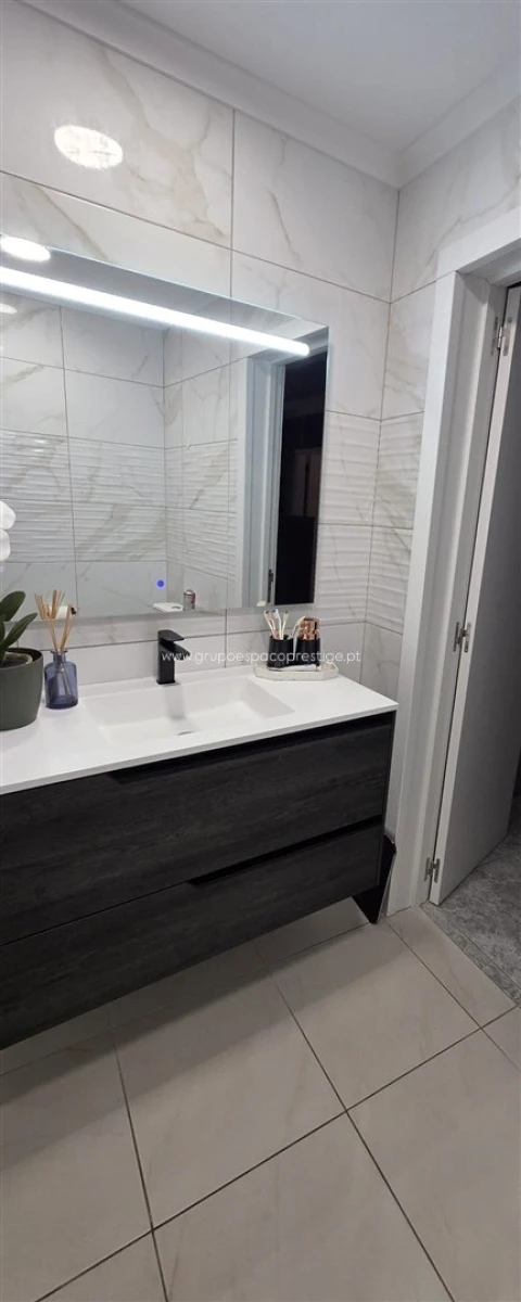Apartamento T3 para Venda em Olhão