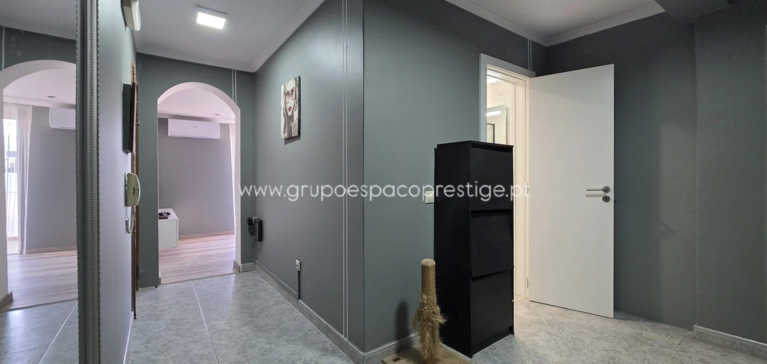 Apartamento T3 para Venda em Olhão Foto 10