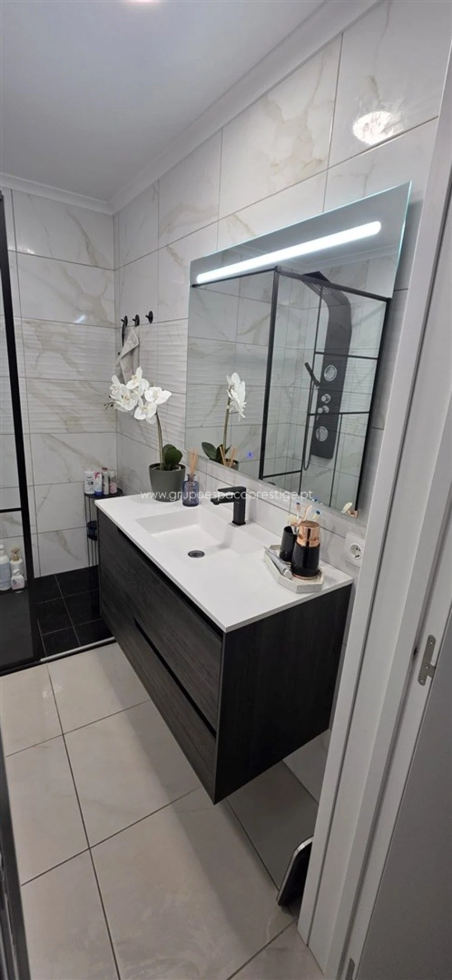 Apartamento T3 para Venda em Olhão Foto 12