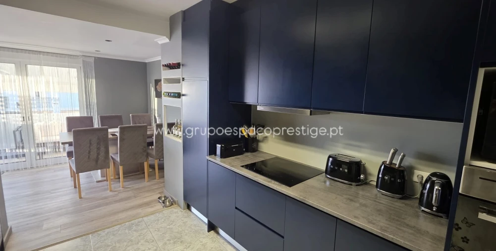Apartamento T3 para Venda em Olhão Foto 6