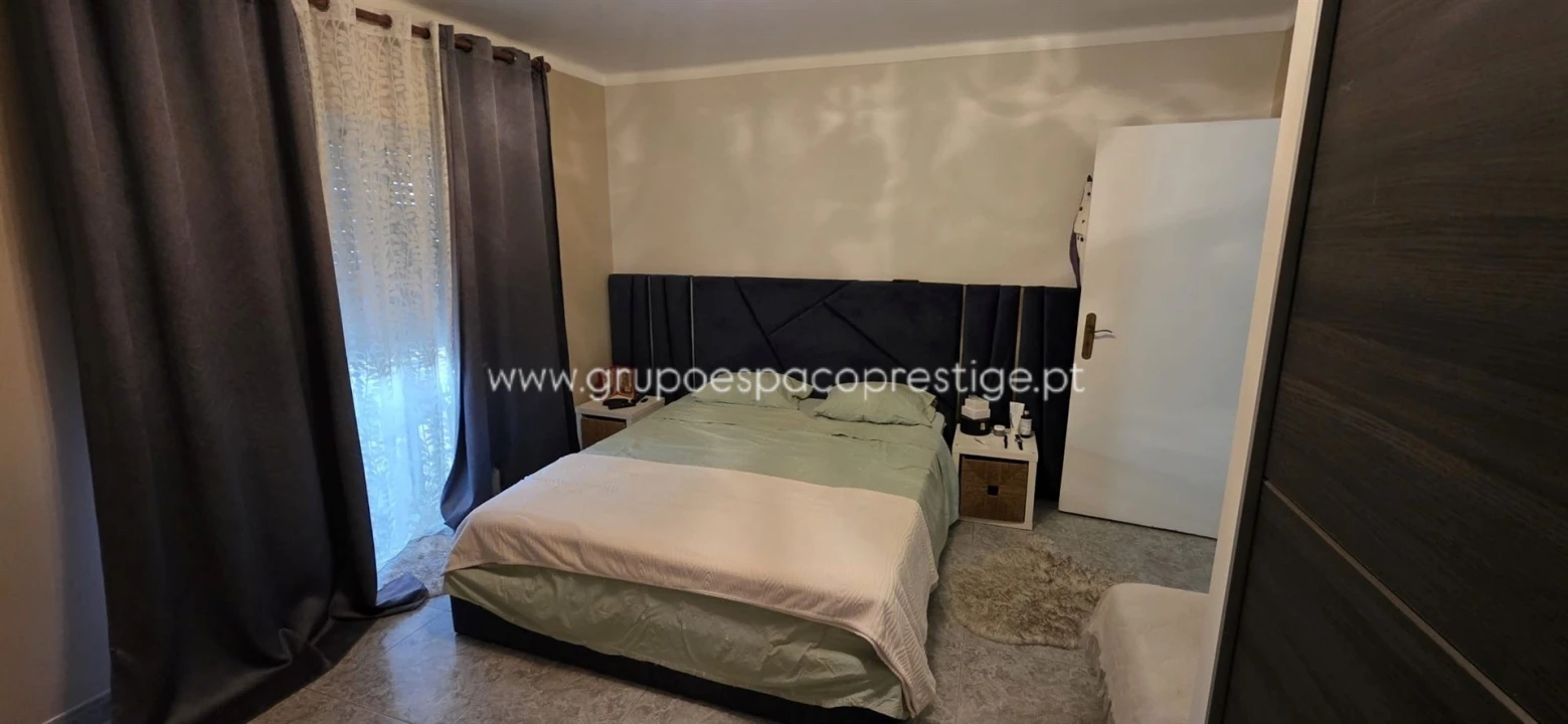 Apartamento T3 para Venda em Olhão Foto 22