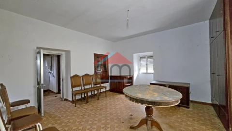 Moradia T2 para Venda em Merufe