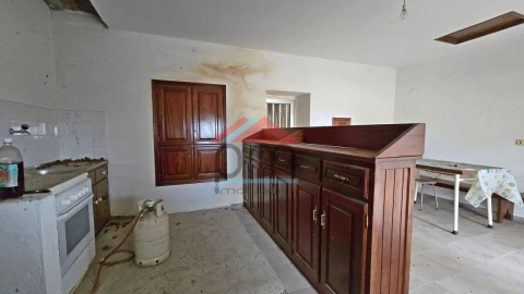 Moradia T2 para Venda em Merufe