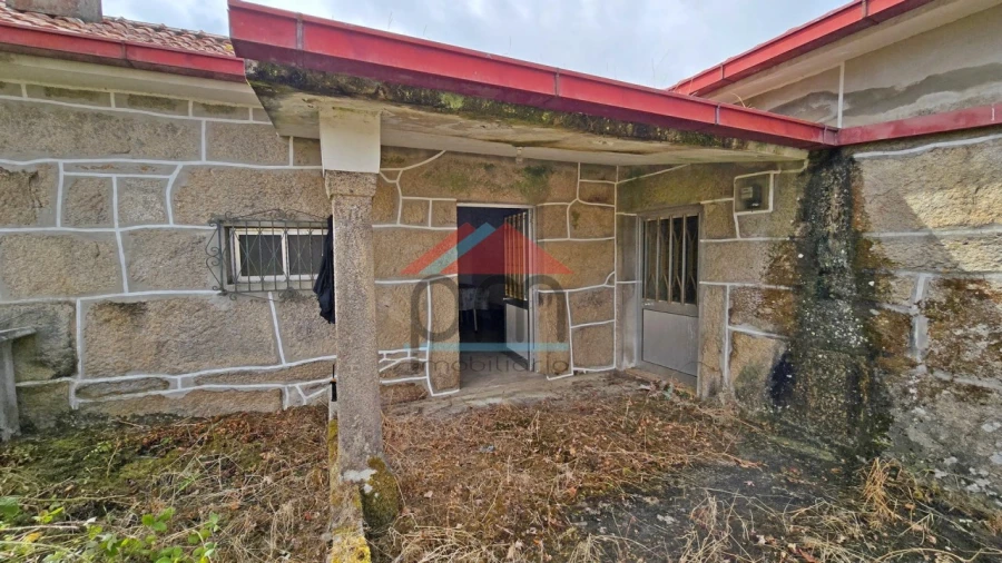 Moradia T2 para Venda em Merufe Foto 2