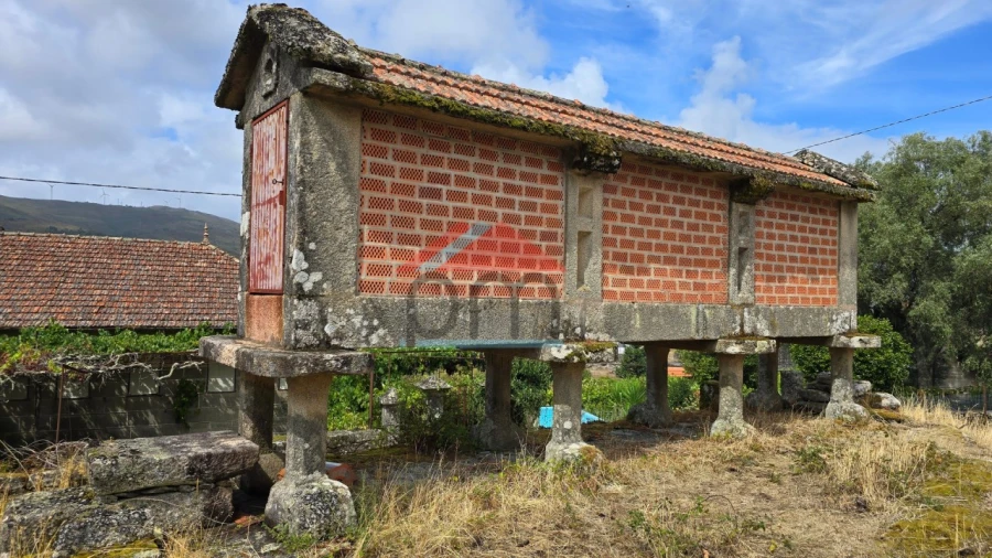 Moradia T2 para Venda em Merufe Foto 11