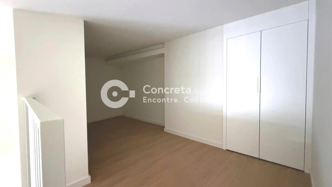 Apartamento T0 para Venda em Braga (Maximinos, Sé e Cividade) Foto 7