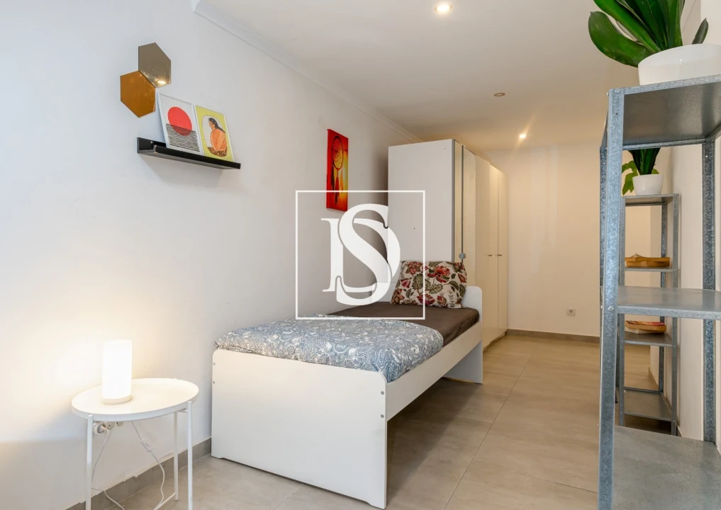 Apartamento T7 para Venda em Caparica e Trafaria Foto 52