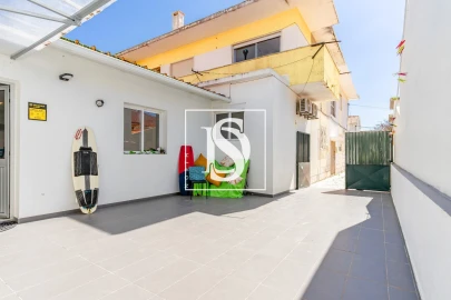 Apartamento T7 para Venda em Caparica e Trafaria