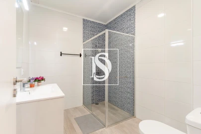 Apartamento T7 para Venda em Caparica e Trafaria