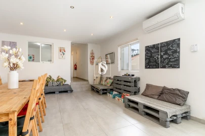 Apartamento T7 para Venda em Caparica e Trafaria