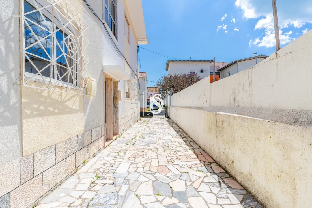 Apartamento T7 para Venda em Caparica e Trafaria Foto 99