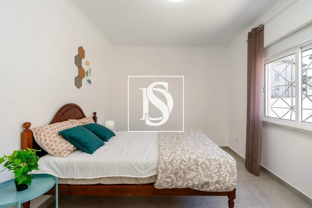 Apartamento T7 para Venda em Caparica e Trafaria Foto 29