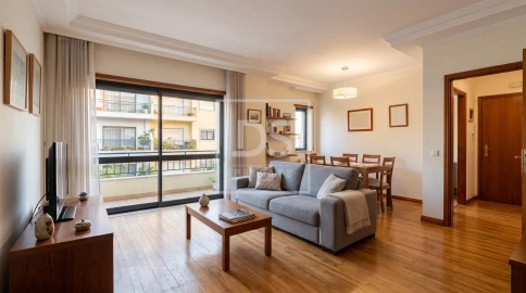 Apartamento T3 para Venda em Vila Nova de Famalicão e Calendário