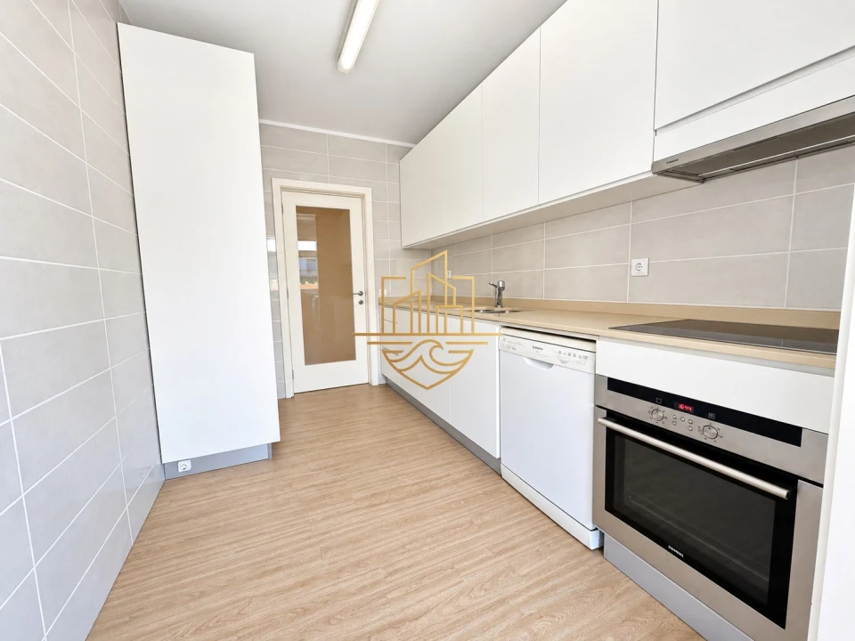 Apartamento T2 para Venda em Aldoar, Foz do Douro e Nevogilde Foto 9