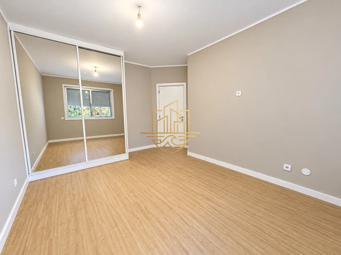Apartamento T2 para Venda em Aldoar, Foz do Douro e Nevogilde Foto 17