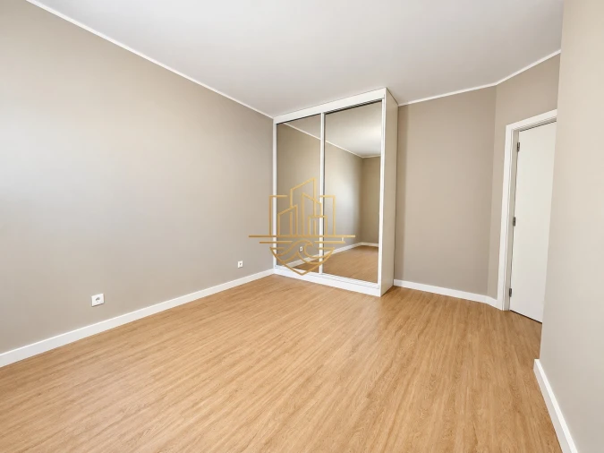 Apartamento T2 para Venda em Aldoar, Foz do Douro e Nevogilde Foto 18