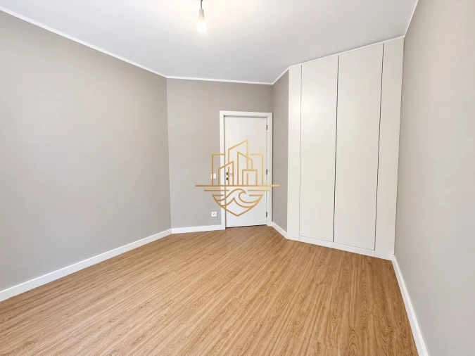 Apartamento T2 para Venda em Aldoar, Foz do Douro e Nevogilde Foto 14