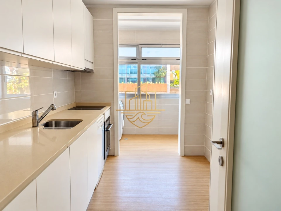Apartamento T2 para Venda em Aldoar, Foz do Douro e Nevogilde Foto 8
