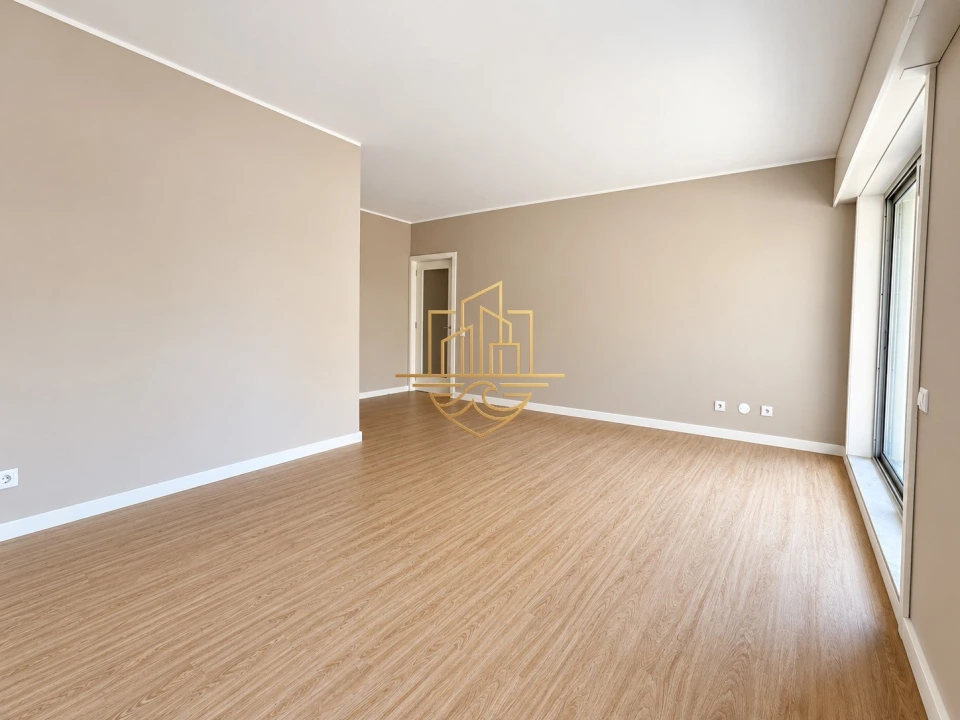 Apartamento T2 para Venda em Aldoar, Foz do Douro e Nevogilde Foto 3