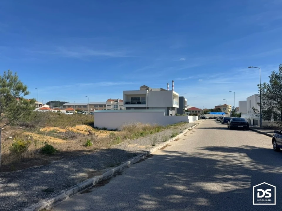 Terreno para Venda em Vila Verde Foto 1