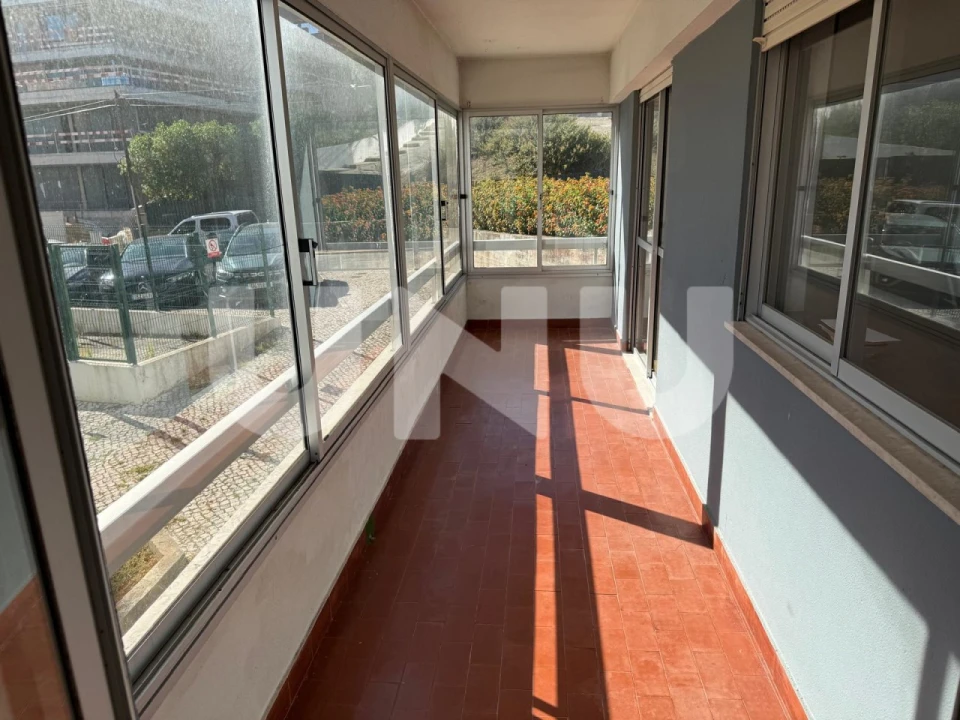 Apartamento T3 para Arrendamento em Oeiras e São Julião da Barra, Paço de Arcos e Caxias Foto 3