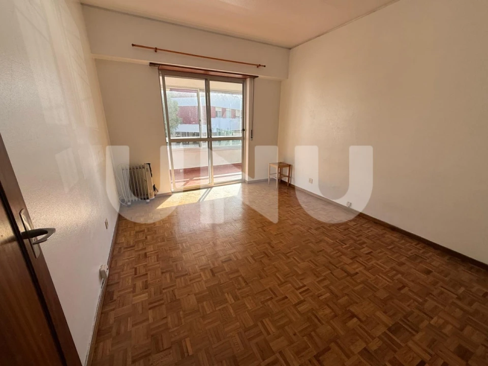 Apartamento T3 para Arrendamento em Oeiras e São Julião da Barra, Paço de Arcos e Caxias Foto 5