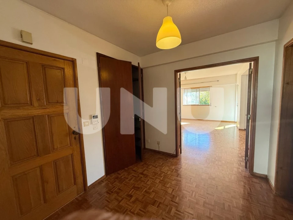 Apartamento T3 para Arrendamento em Oeiras e São Julião da Barra, Paço de Arcos e Caxias Foto 16