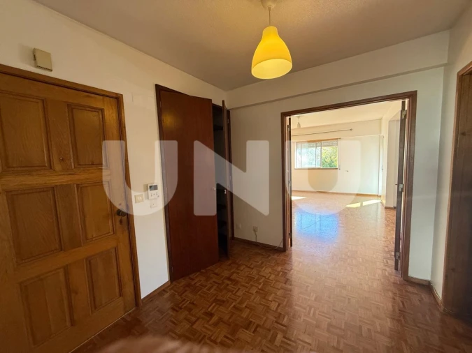 Apartamento T3 para Arrendamento em Oeiras e São Julião da Barra, Paço de Arcos e Caxias Foto 16