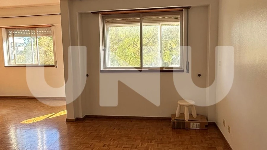 Apartamento T3 para Arrendamento em Oeiras e São Julião da Barra, Paço de Arcos e Caxias