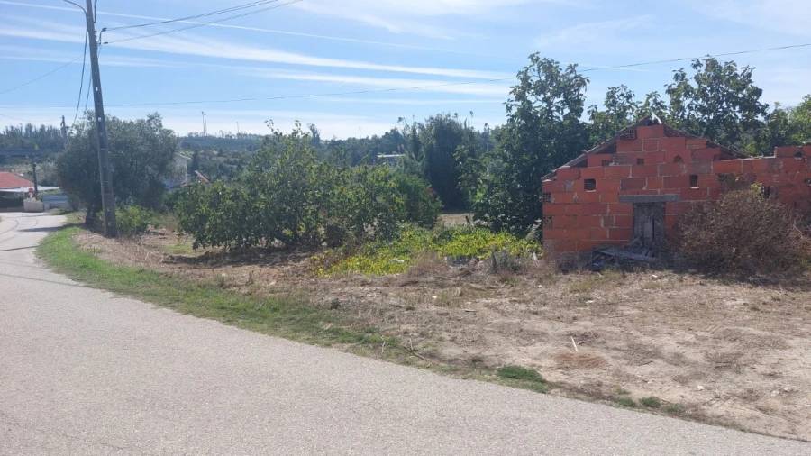 Terreno para Venda em Souto da Carpalhosa e Ortigosa Foto 6