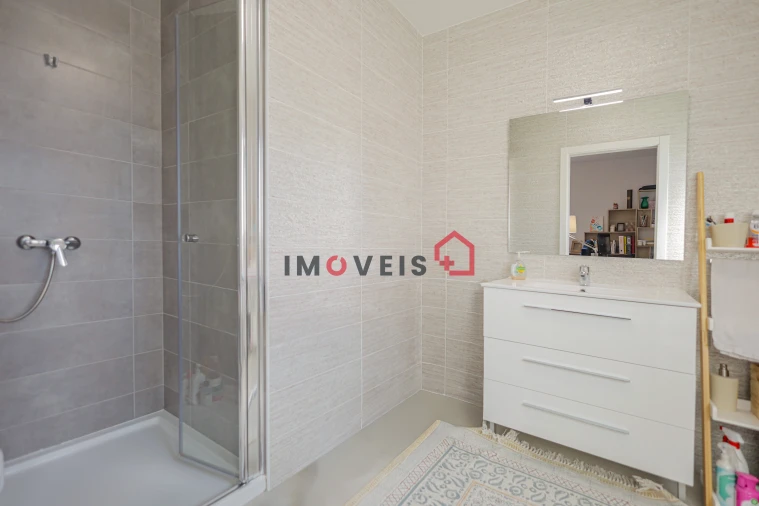 Apartamento T3 para Venda em Bidoeira de Cima Foto 14