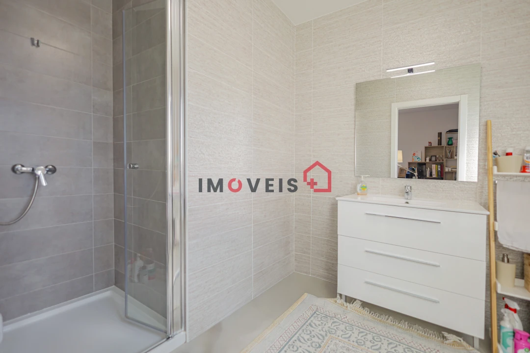 Apartamento T3 para Venda em Bidoeira de Cima Foto 14
