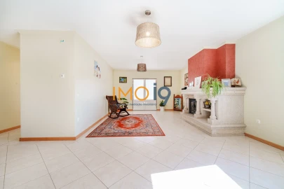 Moradia T4 para Venda em Fatima