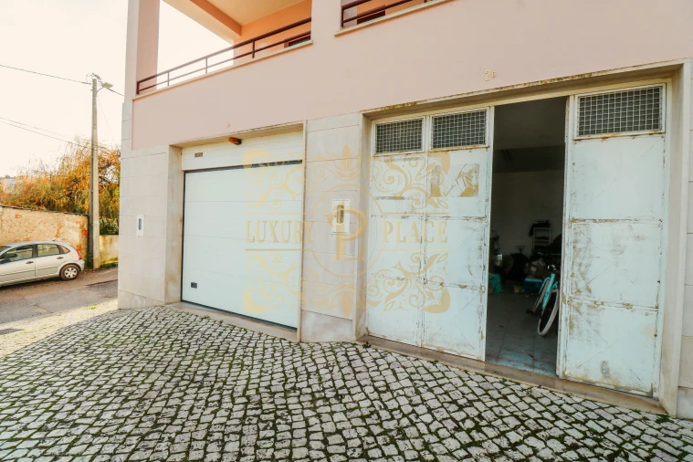 Garagem para Venda em Sesimbra (Castelo) Foto 4