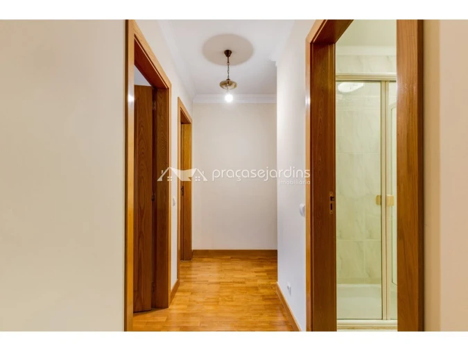 Apartamento T3 para Venda em Leiria, Pousos, Barreira e Cortes Foto 13