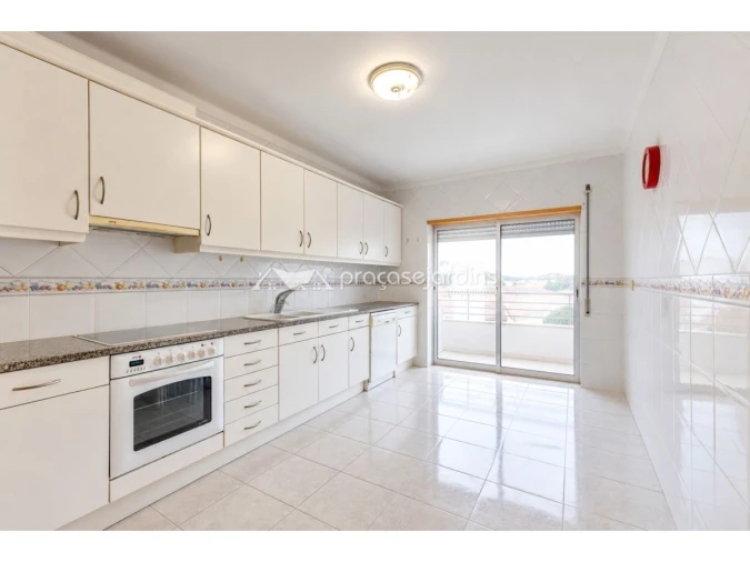 Apartamento T3 para Venda em Leiria, Pousos, Barreira e Cortes Foto 6