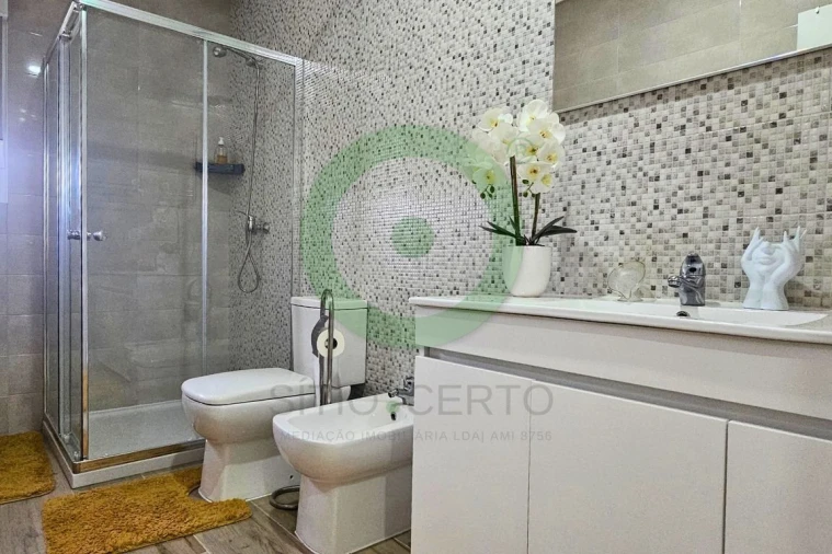 Moradia T2 para Venda em Bouçoães Foto 14