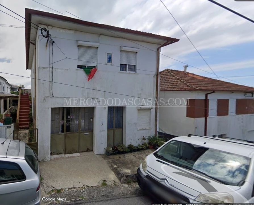 Prédio para Venda em Arrifana Foto 1
