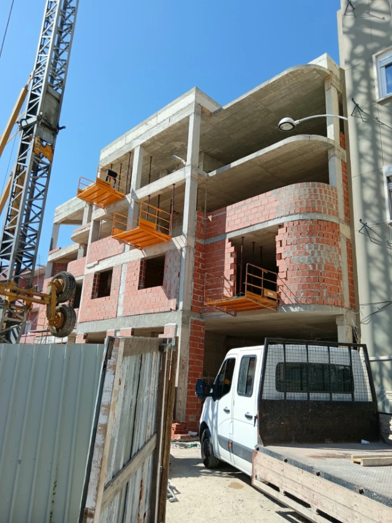 Apartamento T2 para Venda em Beato Foto 3