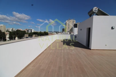 Apartamento T2 para Venda em Faro (Sé e São Pedro)