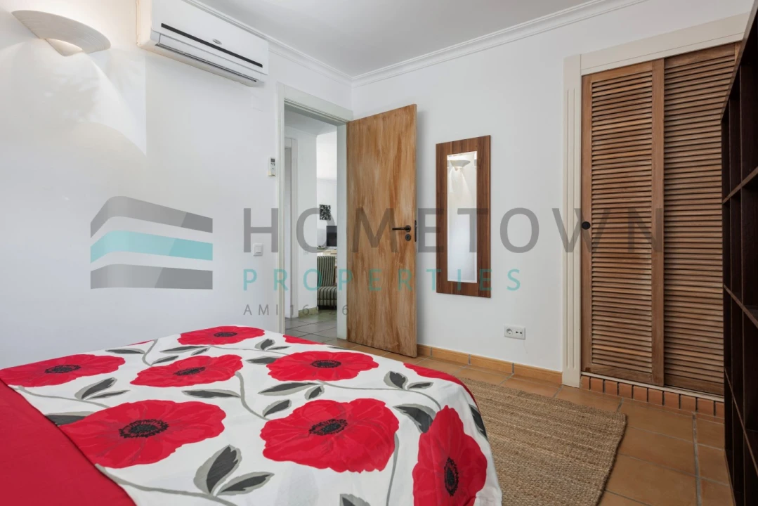 Apartamento T2 para Venda em Quarteira Foto 17