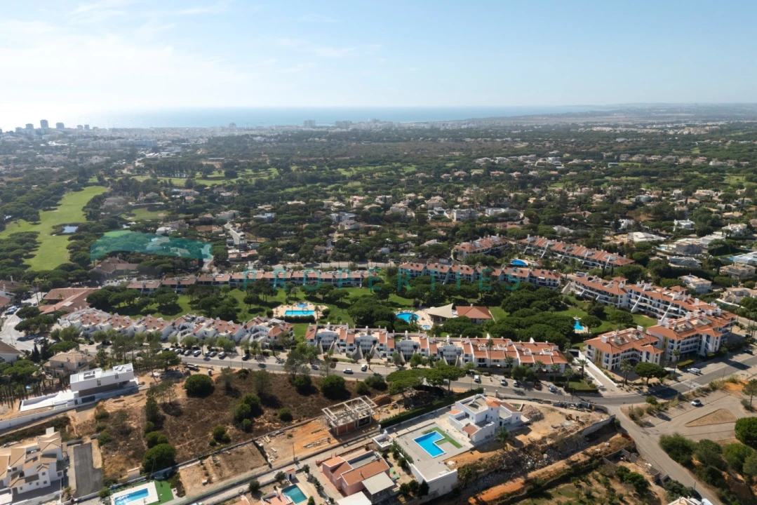 Apartamento T2 para Venda em Quarteira Foto 36