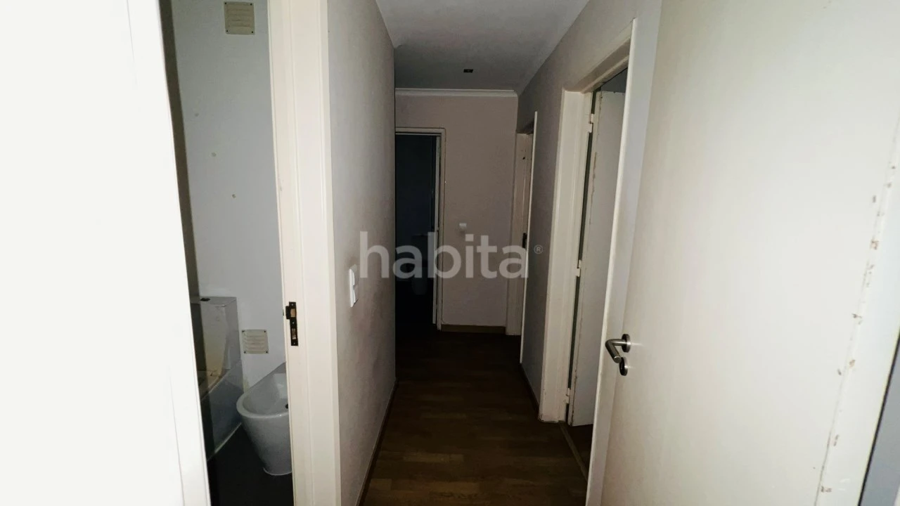 Apartamento T3 para Venda em Massamá e Monte Abraão Foto 12
