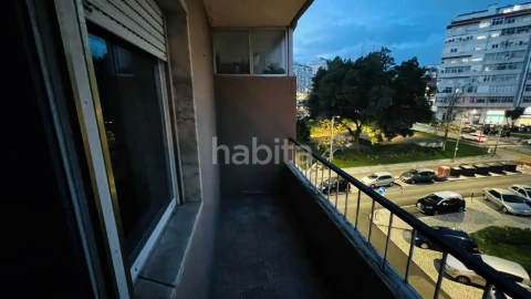 Apartamento T3 para Venda em Massamá e Monte Abraão